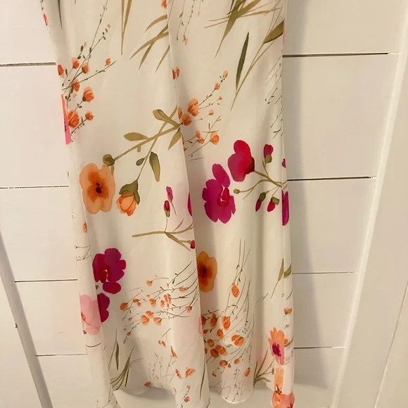 VINTAGE Y2K 90's 9/10 white ditzy floral flutter sleeve midi cottagecore dress - Picture 9 of 11